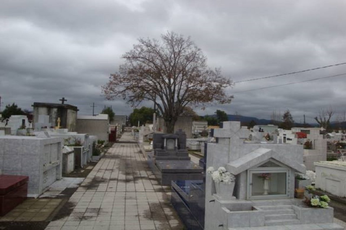 CEMENTERIO 2.jpg