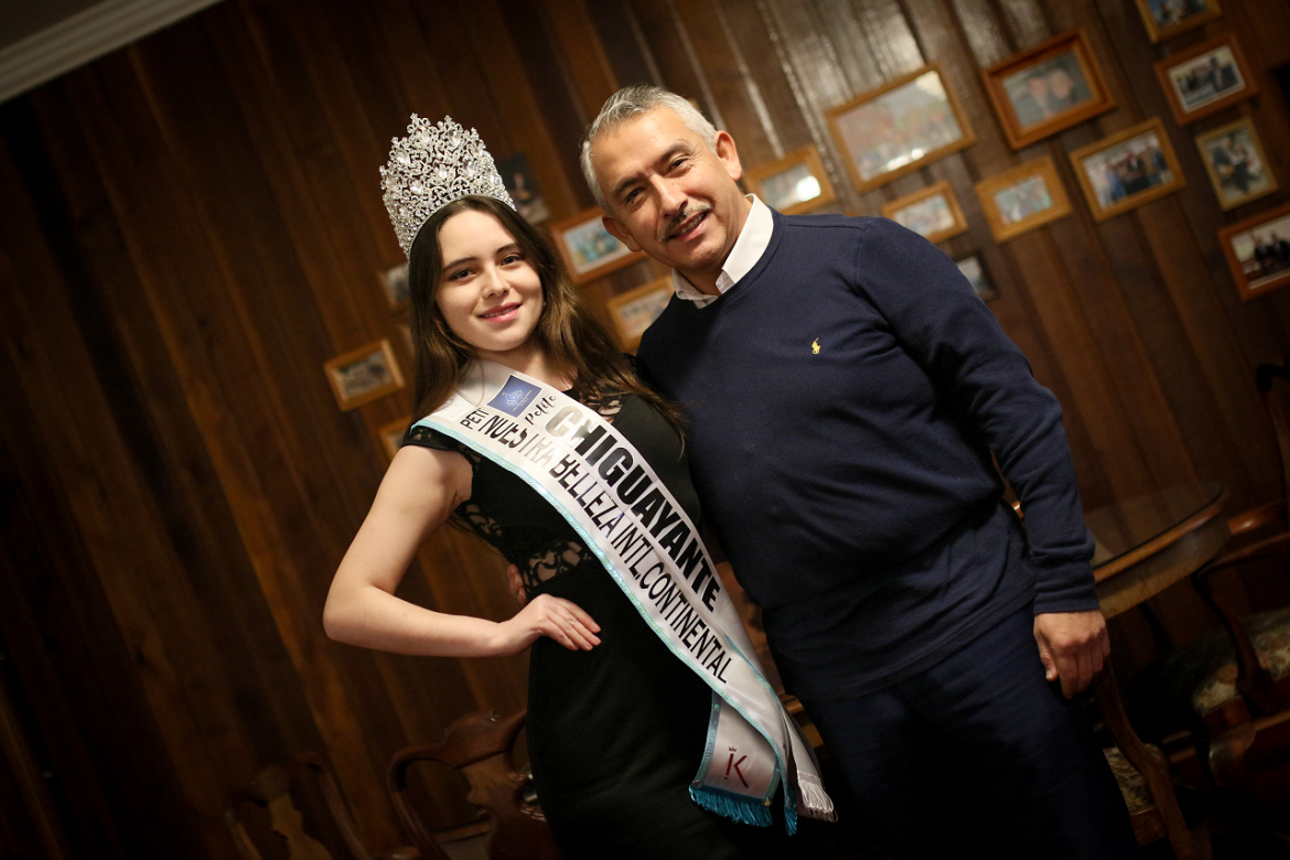 CANDIDATA MISS CHILE VISITA A ALCALDE ANTONIO RIVAS-2.png